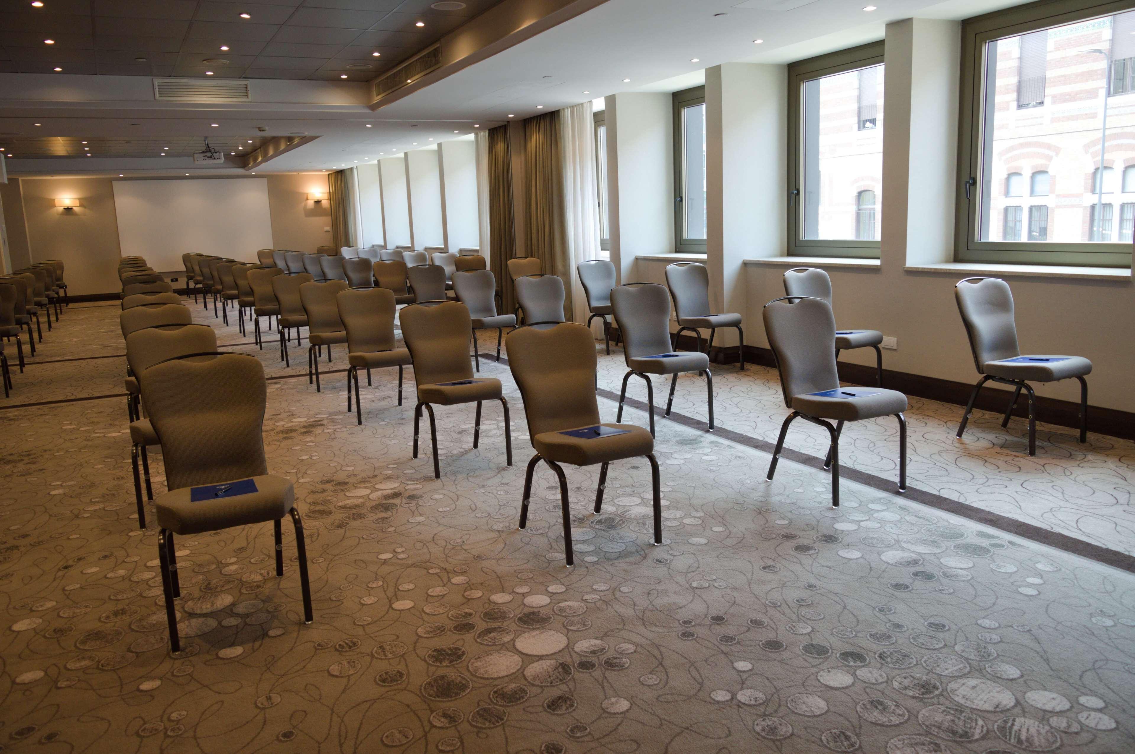 Hotel Hilton Milano Esterno foto