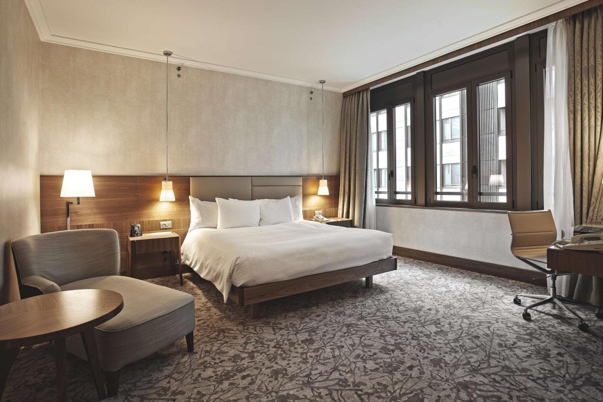 Hotel Hilton Milano Esterno foto
